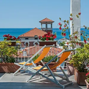 Scandinavia Marina di Massa